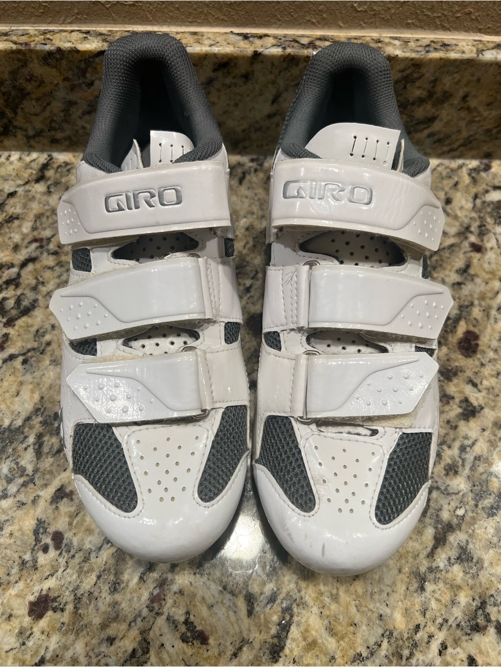 Giro Women’s Cycling Shoes with Hook-and-Loop Straps